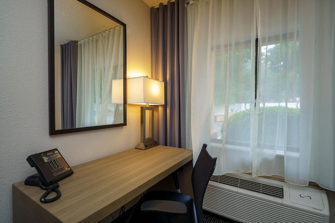 Wingate By Wyndham Brunswick Ga I-95 Hotel Екстериор снимка