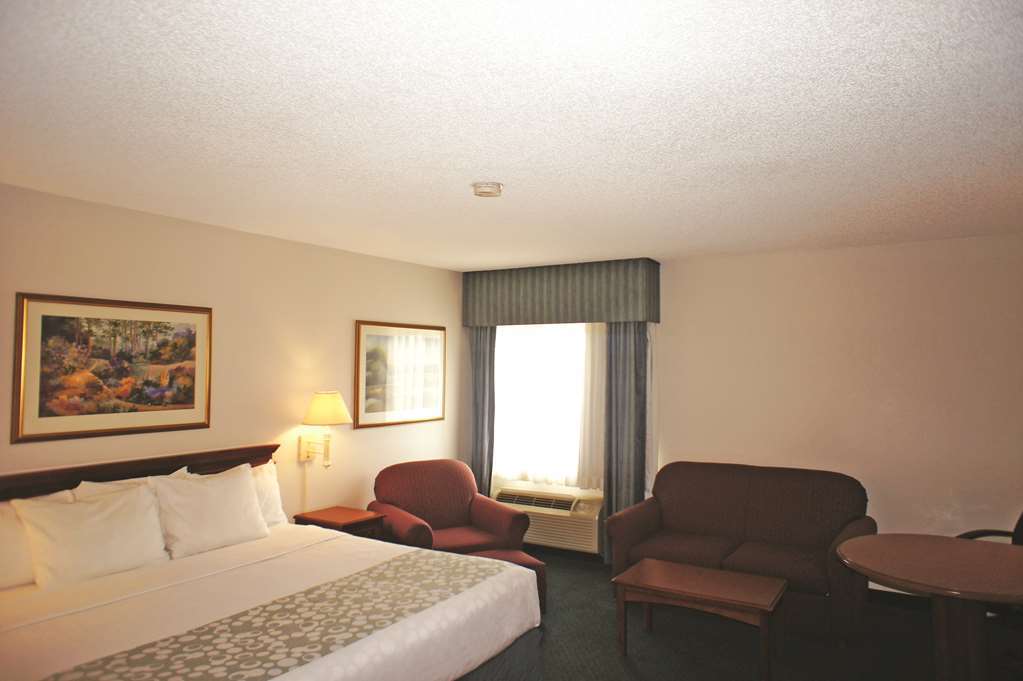 Wingate By Wyndham Brunswick Ga I-95 Hotel Стая снимка