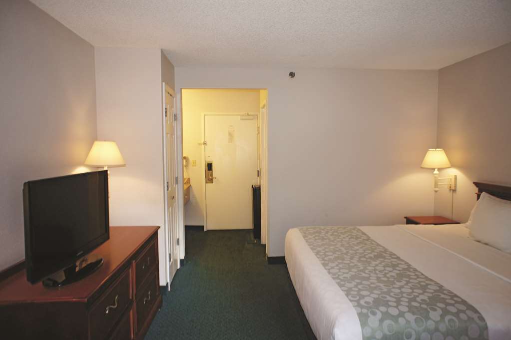 Wingate By Wyndham Brunswick Ga I-95 Hotel Стая снимка